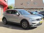 Volkswagen Tiguan 1.5 TSI ACT 150-PK Automaat | Airco | Navi | Wegklapbare Trekhaak | Incl. BOVAG Garantie | Stoelverwarming | Metallic lak |