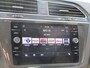 Volkswagen Tiguan 1.5 TSI ACT 150-PK Automaat | Airco | Navi | Wegklapbare Trekhaak | Incl. BOVAG Garantie | Stoelverwarming | Metallic lak |