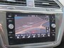 Volkswagen Tiguan 1.5 TSI ACT 150-PK Automaat | Airco | Navi | Wegklapbare Trekhaak | Incl. BOVAG Garantie | Stoelverwarming | Metallic lak |