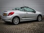 Peugeot 207 CC 1.6 VTi Griffe | Clima | Cruise | Leer | Stoelverwarming | 17 inch |