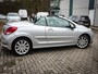 Peugeot 207 CC 1.6 VTi Griffe | Clima | Cruise | Leer | Stoelverwarming | 17 inch |