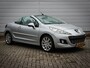 Peugeot 207 CC 1.6 VTi Griffe | Clima | Cruise | Leer | Stoelverwarming | 17 inch |