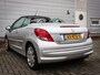 Peugeot 207 CC 1.6 VTi Griffe | Clima | Cruise | Leer | Stoelverwarming | 17 inch |