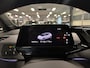 Volkswagen ID.3 First 58 kWh * 1e Eig / Dealer onderhouden / Navigatie / 19" LM Velgen / NL Auto *