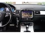 Volkswagen Touareg 3.6 FSI Highline Exclusive 4WD Autom Leder Sportst Stoel/A Bank Verw Luchtv Navi Camera Clima Stoelventilatie .