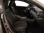 Mercedes-Benz CLA Shooting Brake 250e AMG-Line | Nightpakket | Trekhaak af fabr. | Sfeerverlichting | KEYLESS GO-comfortpakket | Dodehoekassistent | USB pakket plus | Parkeerpakket met achteruitrijcamera |