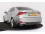 Lexus IS 300h Hybrid | Navigatie | 19" Velgen | PDC V+A | Voorruitverwarming |