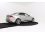Lexus IS 300h Hybrid | Navigatie | 19" Velgen | PDC V+A | Voorruitverwarming |