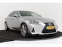 Lexus IS 300h Hybrid | Navigatie | 19" Velgen | PDC V+A | Voorruitverwarming |