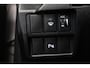 Lexus IS 300h Hybrid | Navigatie | 19" Velgen | PDC V+A | Voorruitverwarming |