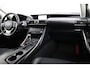 Lexus IS 300h Hybrid | Navigatie | 19" Velgen | PDC V+A | Voorruitverwarming |