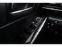 Lexus IS 300h Hybrid | Navigatie | 19" Velgen | PDC V+A | Voorruitverwarming |