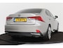 Lexus IS 300h Hybrid | Navigatie | 19" Velgen | PDC V+A | Voorruitverwarming |