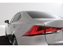 Lexus IS 300h Hybrid | Navigatie | 19" Velgen | PDC V+A | Voorruitverwarming |