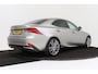 Lexus IS 300h Hybrid | Navigatie | 19" Velgen | PDC V+A | Voorruitverwarming |