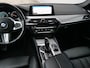 BMW 5-Serie Touring 530i 252pk High Executive M-Sport Automaat Navigatie / LED / Privacy glas / Camera