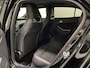 Mercedes-Benz GLA 200 AMG Navi Camera Trekhaak 19inch LM Bi-Xenon Koplampen Stoelverwarming