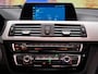 BMW 3-Serie Touring 320i Executive Automaat Navigatie LED PDC