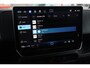 Volkswagen ID. Buzz Cargo Economy Business 79 kWh PREMIE € 9.000,- ex. BTW 268PK / 210kW, Achteruitrijcamera (rear view), Apple Carplay & Android Auto, parkeersensoren voor en achter (pdc), achterdeuren, bijrijdersbank, LED koplampen, adaptive cruise control (acc), climatronic airconditioning, regensensor, zijschuifdeur rechts, 18” SV, elektrisch verstel- en verwarmbare buitenspiegels