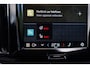 Volvo XC60 2.0 Recharge T8 | Plus | 2.250 kg trekgewicht! | Long Range Accu | Panoramadak | Harman Kardon Audio | 360 Camera | Elektrisch bedienbare stoelen| Lederen bekleding | Alarm | Stoel + Stuurverwarming