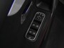Mercedes-Benz A-klasse 250e Premium AMG Night | Panoramadak | Camera | Widescreen | Multibeam LED | Zondag open!