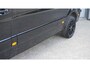 Mercedes-Benz Sprinter 315 1.9 CDI 150pk L2H2 FWD Black Edition Mercedes-Benz Sprinter 315 1.9 CDI 150pk Aut. L2H2 FWD 3-Zits Leder 360-View & Mbux-10 LED Navi DAB 19inch LM *Uniek* 27272km!