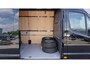 Mercedes-Benz Sprinter 315 1.9 CDI 150pk L2H2 FWD Black Edition Mercedes-Benz Sprinter 315 1.9 CDI 150pk Aut. L2H2 FWD 3-Zits Leder 360-View & Mbux-10 LED Navi DAB 19inch LM *Uniek* 27272km!