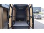 Mercedes-Benz Sprinter 315 1.9 CDI 150pk L2H2 FWD Black Edition Mercedes-Benz Sprinter 315 1.9 CDI 150pk Aut. L2H2 FWD 3-Zits Leder 360-View & Mbux-10 LED Navi DAB 19inch LM *Uniek* 27272km!