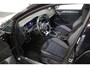 Volkswagen Golf 1.5 TSI Highline Business R | Adaptive cruise control | Climate control | Stoelverwarming | Apple carplay/Android auto | Parkeercamera | Navigatie | DAB | Schuif/kantel dak |