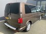 Volkswagen Transporter 2.0 TDI L2H1 30 DC Bulli Airco - Cruise control - Parksensoren V+A - Navigatie - Apple Carplay/Android auto - Radio/CD/Bluetooth - Multfunctioneel Stuurwiel - Mistlampen - LMV - Trekhaak - CD+AB - Ramen E-VZ - Spiege