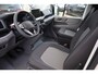 Volkswagen Crafter 30 2.0 TDI L3H3 Trendline 140PK / 103kW, BPM vrij, achteruitrijcamera, navigatie- en multimediapakket, achterdeuren met vergrote openingshoek, cruise control, LED-laadruimteverlichting, middelhoog dak (h3), stoelbekleding stof robuust "marathon", parkeersensoren voor en achter (pdc), trekhaak met vaste kogel (inclusief aanhangwagenstabilisator), volwaardig reservewiel (inclusief boordgereedschap en krik), DAB+ ontvanger, Apple Carplay / Android Auto, climatic airconditioning etc.