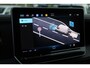 Volkswagen Crafter 30 2.0 TDI L3H3 Trendline 140PK / 103kW, BPM vrij, achteruitrijcamera, navigatie- en multimediapakket, achterdeuren met vergrote openingshoek, cruise control, LED-laadruimteverlichting, middelhoog dak (h3), stoelbekleding stof robuust "marathon", parkeersensoren voor en achter (pdc), trekhaak met vaste kogel (inclusief aanhangwagenstabilisator), volwaardig reservewiel (inclusief boordgereedschap en krik), DAB+ ontvanger, Apple Carplay / Android Auto, climatic airconditioning etc.