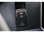 Volkswagen Crafter 30 2.0 TDI L3H3 Trendline 140PK / 103kW, BPM vrij, achteruitrijcamera, navigatie- en multimediapakket, achterdeuren met vergrote openingshoek, cruise control, LED-laadruimteverlichting, middelhoog dak (h3), stoelbekleding stof robuust "marathon", parkeersensoren voor en achter (pdc), trekhaak met vaste kogel (inclusief aanhangwagenstabilisator), volwaardig reservewiel (inclusief boordgereedschap en krik), DAB+ ontvanger, Apple Carplay / Android Auto, climatic airconditioning etc.