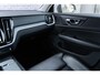 Volvo V60 Cross Country B5 AWD Automaat Pro | Navi | 360 Camera | Stoel-/Achterbank-/Stuurverwarming | Adaptieve Cruise | Standkachel | Full LED Koplampen | BLIS | Harman Kardon Audio | Elek. Stoelen | Dodehoekdetectie | Park Assist | Memory | Getint Glas