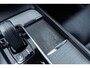 Volvo V60 Cross Country B5 AWD Automaat Pro | Navi | 360 Camera | Stoel-/Achterbank-/Stuurverwarming | Adaptieve Cruise | Standkachel | Full LED Koplampen | BLIS | Harman Kardon Audio | Elek. Stoelen | Dodehoekdetectie | Park Assist | Memory | Getint Glas
