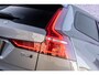 Volvo V60 Cross Country B5 AWD Automaat Pro | Navi | 360 Camera | Stoel-/Achterbank-/Stuurverwarming | Adaptieve Cruise | Standkachel | Full LED Koplampen | BLIS | Harman Kardon Audio | Elek. Stoelen | Dodehoekdetectie | Park Assist | Memory | Getint Glas