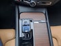 Volvo XC60 2.0 Recharge T8 AWD R-Design | Pano|  Harman/Kardon | Navigatie | Automaat | Leer | HUD | Camera | 19'' LM