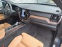 Volvo XC60 2.0 Recharge T8 AWD R-Design | Pano|  Harman/Kardon | Navigatie | Automaat | Leer | HUD | Camera | 19'' LM