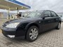 Ford Mondeo 1.8-16V Futura, climatronic, cruisecontrol, navigatie, trekhaak, nieuwe APK, nette auto met rondom nieuwe remmen.