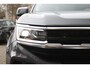 Volkswagen Amarok 2.0 TDI 205PK 4Motion STYLE AUTOMAAT | 3500KG TREKGEWICHT! | ELEKTRISCH VERSTELBARE STOELEN | TREEPLANKEN/OPZETBEUGELS | TREKHAAK | STOEL/STUUR VERWARMING | 18" LICHTMETALEN VELGEN | LED MATRIX KOPLAMPEN | 4X4 | ADAPTIVE CRUISE CONTROL | APPLE CARPLAY/ANDROID DODEHOEK DETECTIE |