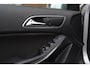 Mercedes-Benz A-klasse 180 Business Solution AMG