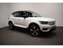 Volvo XC40 Recharge P8 AWD R-Design 408 pk Sunroof/ Trekhaak 1500kg/ Harman Kardon/ 360 Cam/ Stuur en Stoelverw.