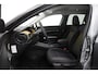 Jeep Avenger 1st Edition 54 kWh Navigatie | Stoelverwarming | Android auto/Apple carplay | Climate control
