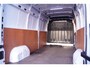 Renault Master 2.3 dCi 170 pk L3H2 Navi, Airco, Trekhaak Cruise Control, Laadruimte Pakket, NAP, 3-Zits