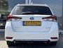 Toyota Auris Touring Sports 1.8 Hybrid | Navigatie | Trekhaak | Camera | Cruise Controle | 1ste eigenaar en 100% dealer onderhouden