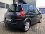 Renault Scenic 2.0-16V Tech Line