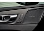 Volvo XC60 T6 Plug-in hybrid AWD Plus Dark | Pano. dak | 360 Camera | 21 inch | Harman Kardon | Head-up Display | Donker Glas | Power Seats |