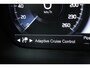 Volvo V60 B3 Mild Hybrid Momentum Advantage | Lederen Bekleding | Adaptieve Cruise Control Met Pilot Assist | Stuurverwarming | Stoelverwarming | Parkeersensoren Voor & Achter | Achteruitrijcamera | DAB+| Apple CarPlay/Android Auto | 17" Lichtmetalen Velgen | Connected Services Met Volvo On Call