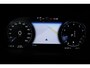 Volvo V60 B3 Mild Hybrid Momentum Advantage | Lederen Bekleding | Adaptieve Cruise Control Met Pilot Assist | Stuurverwarming | Stoelverwarming | Parkeersensoren Voor & Achter | Achteruitrijcamera | DAB+| Apple CarPlay/Android Auto | 17" Lichtmetalen Velgen | Connected Services Met Volvo On Call