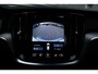 Volvo V60 B3 Mild Hybrid Momentum Advantage | Lederen Bekleding | Adaptieve Cruise Control Met Pilot Assist | Stuurverwarming | Stoelverwarming | Parkeersensoren Voor & Achter | Achteruitrijcamera | DAB+| Apple CarPlay/Android Auto | 17" Lichtmetalen Velgen | Connected Services Met Volvo On Call